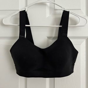 32D Lululemon sports Bra